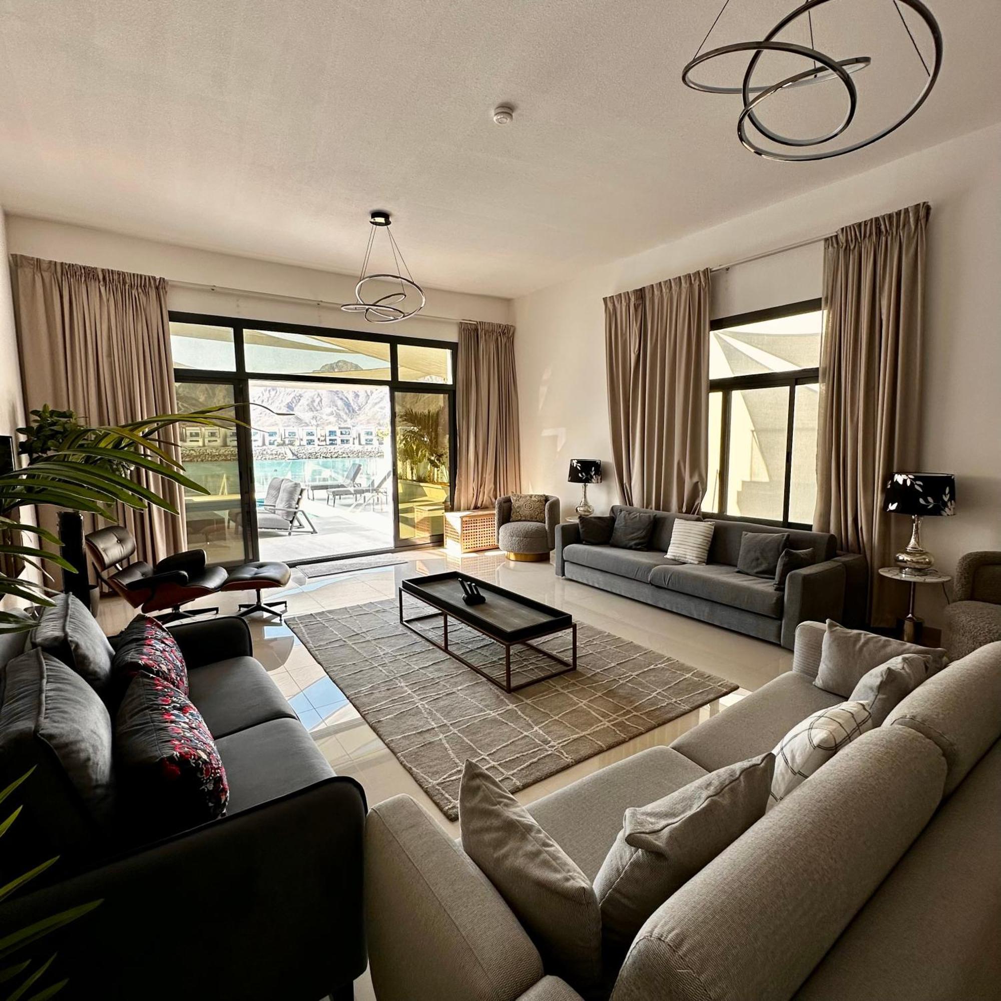 Al Dana Sea View Villa Füceyre Dış mekan fotoğraf