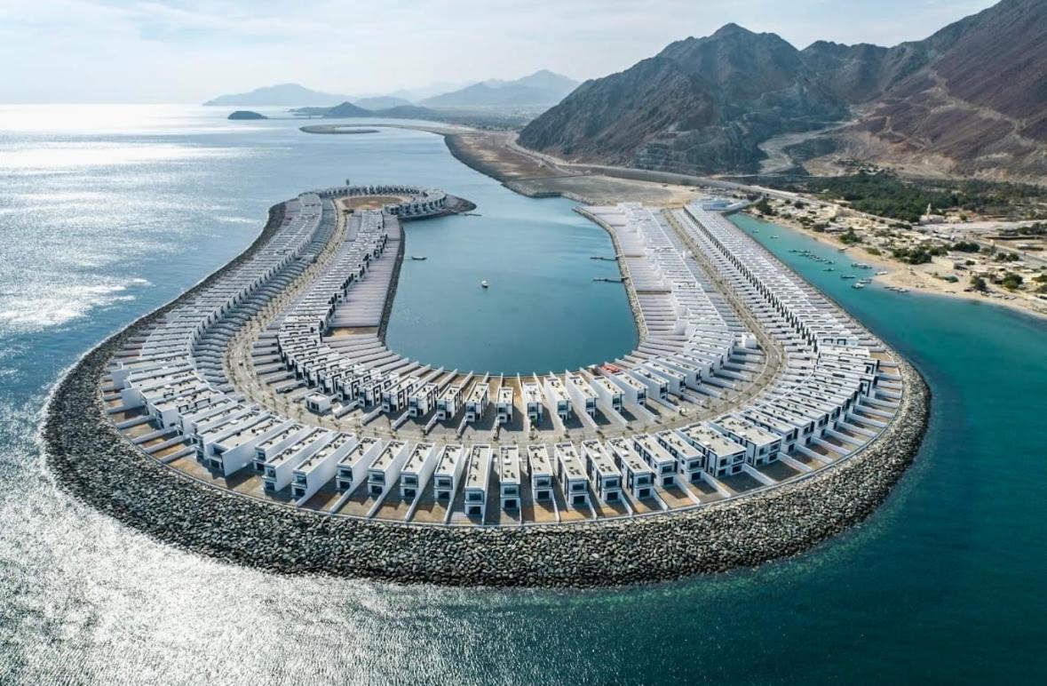 Al Dana Sea View Villa Füceyre Dış mekan fotoğraf